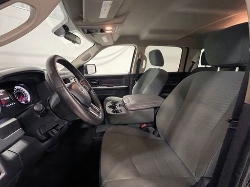 Used 2017 RAM 1500 Express w/ Black Ram 1500 Express Group image 3