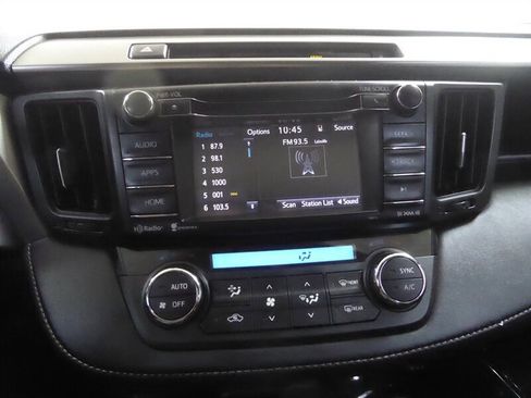 Used 2016 Toyota RAV4 XLE AWD/4WD image 13