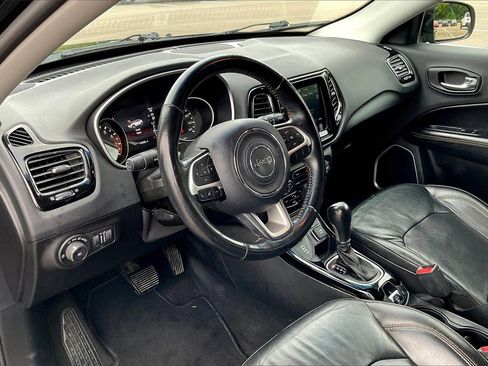 Used 2019 Jeep Compass Limited image 13