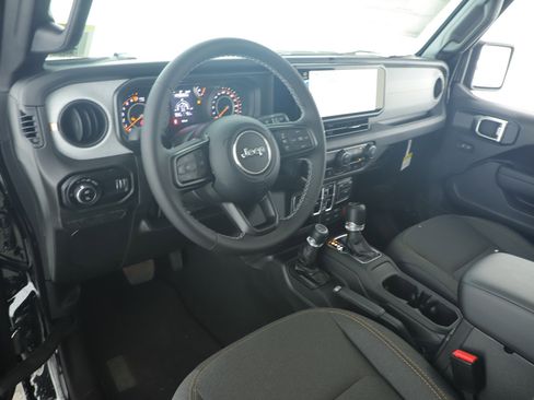 New 2025 Jeep Gladiator Sport image 16