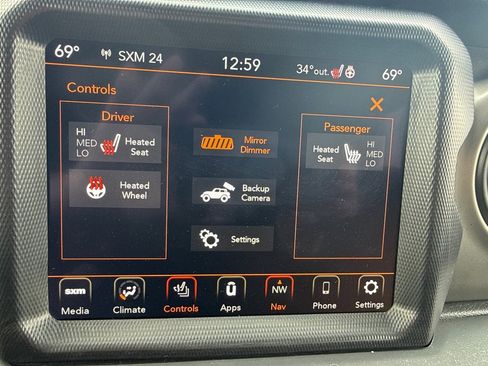 Used 2021 Jeep Wrangler Sport w/ Sun And Sound Package image 33