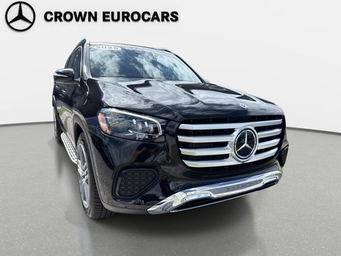 Used 2025 Mercedes-Benz GLS 450 4MATIC image 8