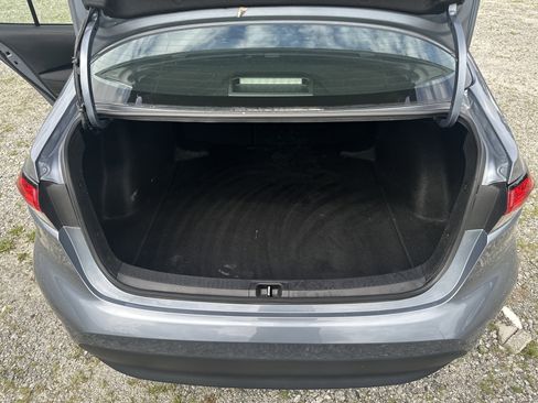 Used 2023 Toyota Corolla LE FWD image 18