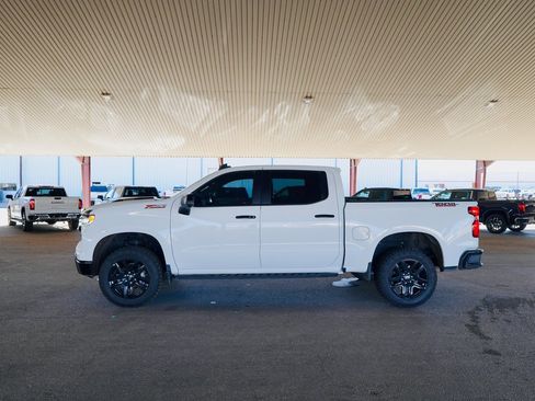 Used 2022 Chevrolet Silverado 1500 LT Trail Boss w/ LT Trail Boss Premium Package image 3