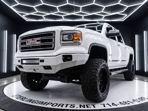 Used 2014 GMC Sierra 1500 SLT w/ All-Terrain Package AWD/4WD image 1