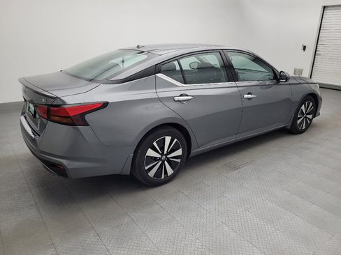 Used 2021 Nissan Altima 2.5 SL FWD image 10