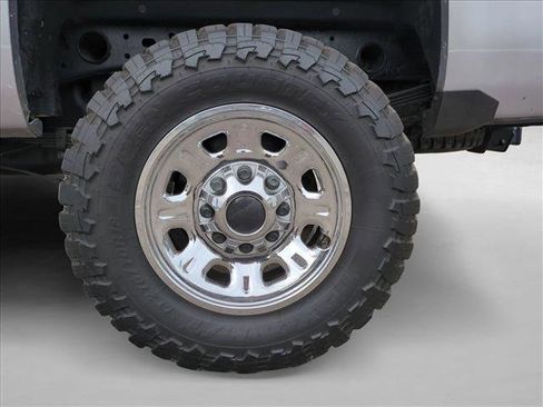 Used 2018 Chevrolet Silverado 2500 LT image 24