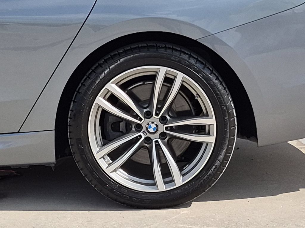 Used 2018 BMW 640i Gran Turismo xDrive AWD/4WD image 27