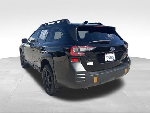 Used 2025 Subaru Outback Wilderness AWD/4WD image 5