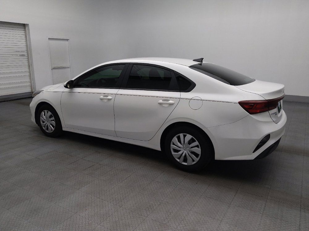 Used 2022 Kia Forte Sedan FWD image 3