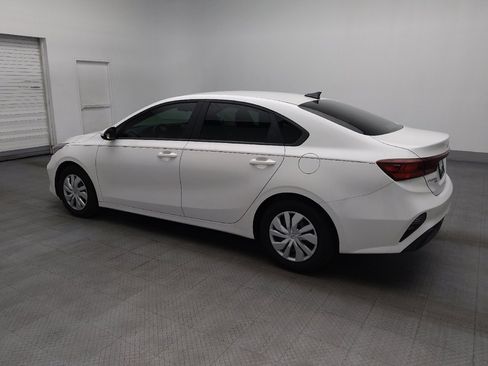 Used 2022 Kia Forte Sedan FWD image 3