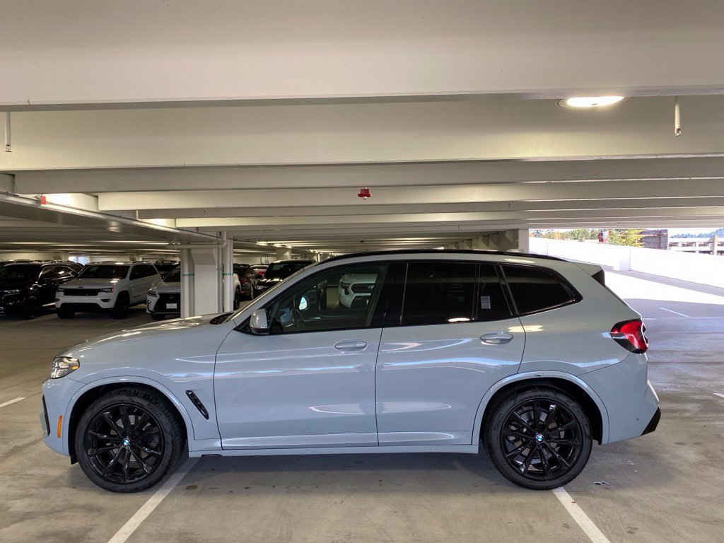 Used 2023 BMW X3 xDrive30i w/ M Sport Package AWD/4WD image 2