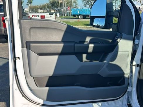 New 2026 Ford F550 2WD Regular Cab Super Duty image 11