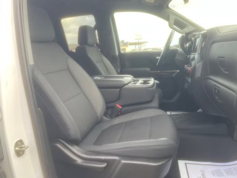 Used 2019 Chevrolet Silverado 1500 LT w/ Convenience Package image 19