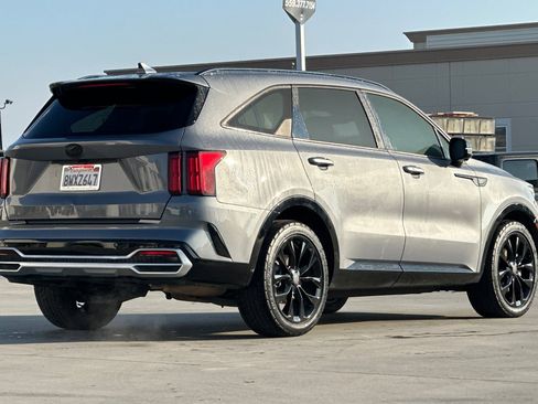Used 2021 Kia Sorento SX image 6