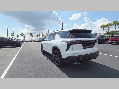 New 2026 Chevrolet Traverse LT w/ Midnight/Sport Edition FWD image 22