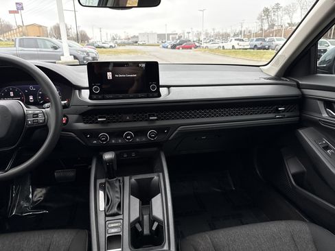 Used 2024 Honda Accord EX image 30