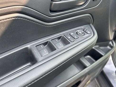 Used 2025 Honda Odyssey EX-L image 19