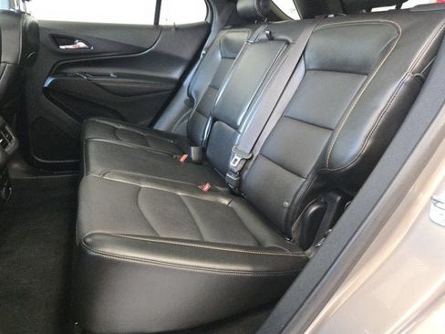 Used 2018 Chevrolet Equinox Premier AWD/4WD image 16
