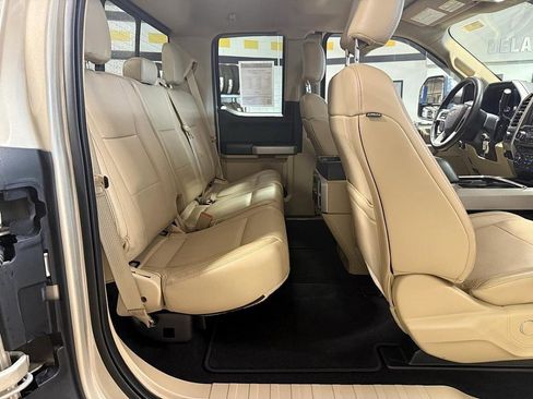 Used 2018 Ford F350 Lariat w/ Chrome Package image 33