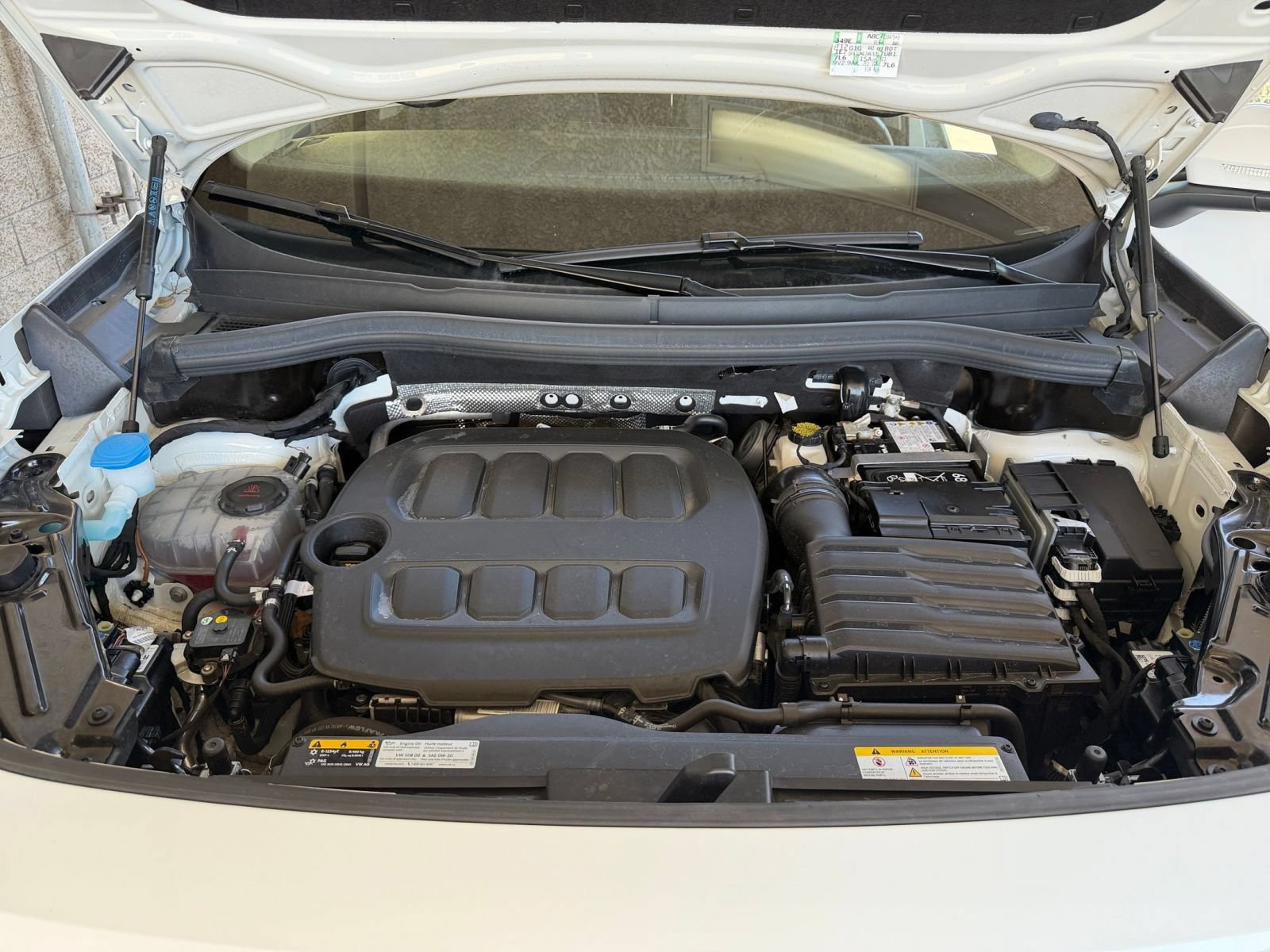 Used 2026 Volkswagen Tiguan SE AWD/4WD image 33