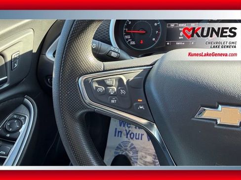 Used 2023 Chevrolet Malibu LT image 38