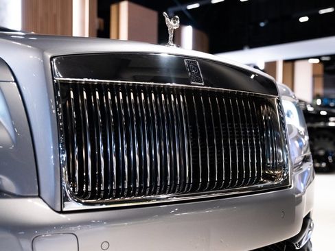 Used 2018 Rolls-Royce Dawn image 35