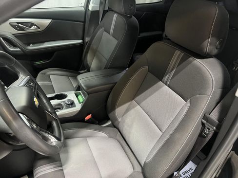Used 2025 Chevrolet Blazer LT AWD/4WD image 17