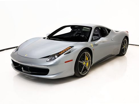 Certified 2014 Ferrari 458 Italia Coupe RWD image 6