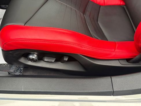 Certified 2023 Chevrolet Corvette Stingray Premium Conv w/ 3LT image 21