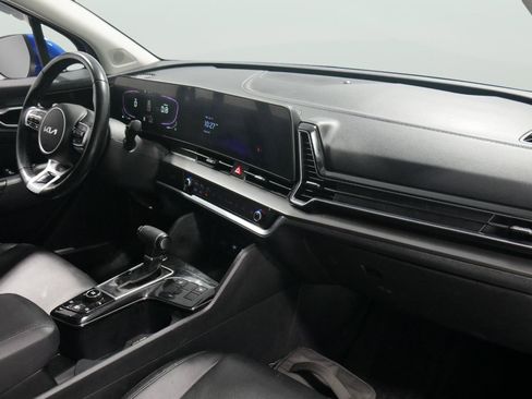 Used 2023 Kia Sportage EX image 15