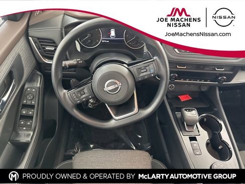 Certified 2023 Nissan Rogue SV image 23