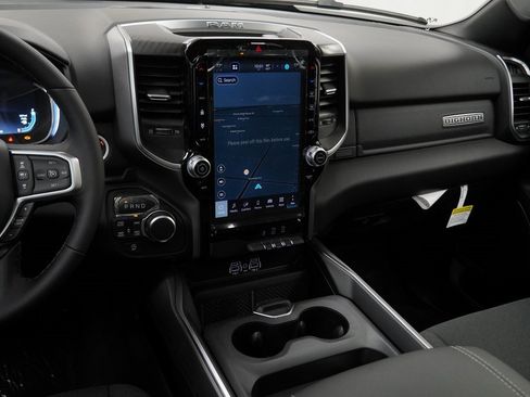 New 2026 RAM 1500 4x4 Crew Cab image 20