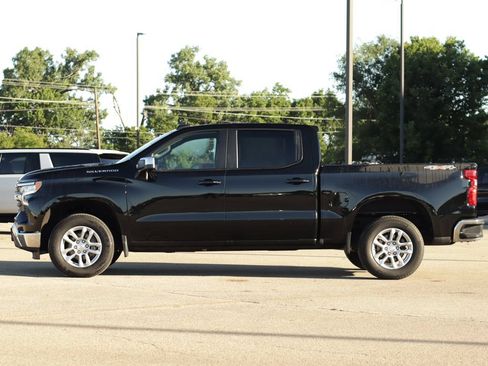 Used 2025 Chevrolet Silverado 1500 LT AWD/4WD image 4