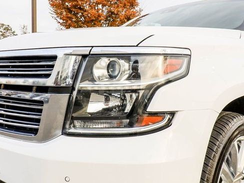 Used 2019 Chevrolet Tahoe Premier AWD/4WD image 20