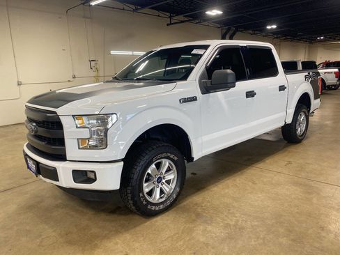 Used 2016 Ford F150 XLT image 1