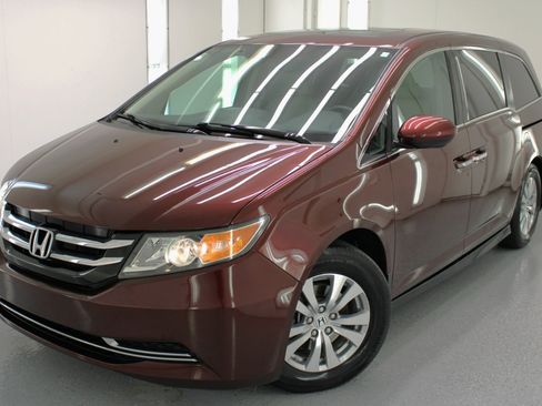 Used 2016 Honda Odyssey EX-L image 2
