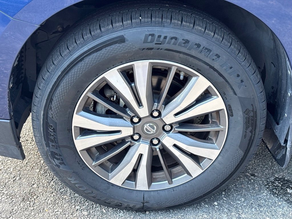 Used 2017 Nissan Pathfinder SL w/ SL Premium Package FWD image 8