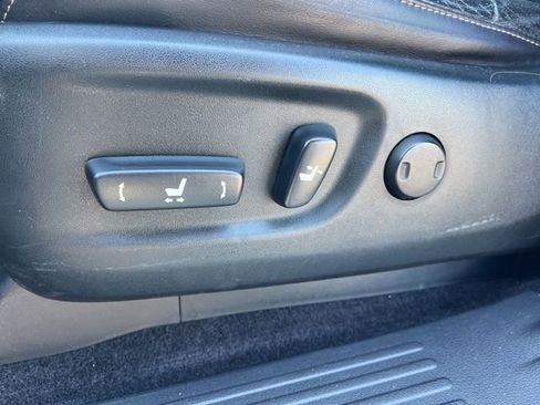 Used 2014 Lexus GX 460 w/ Premium Package image 33