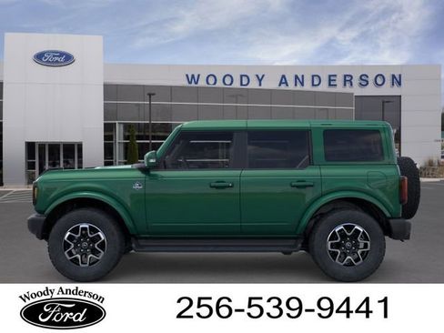 New 2025 Ford Bronco Outer Banks AWD/4WD image 3