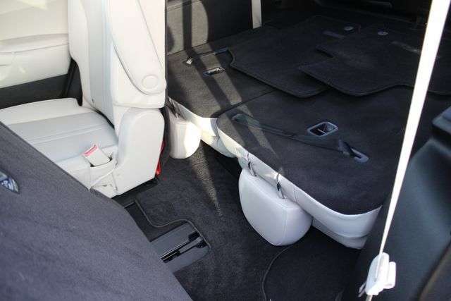 Used 2021 Kia Sorento S FWD image 25