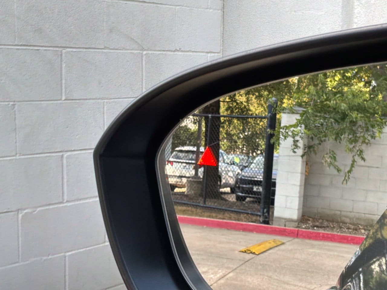 Used 2025 Nissan Rogue SV FWD image 21