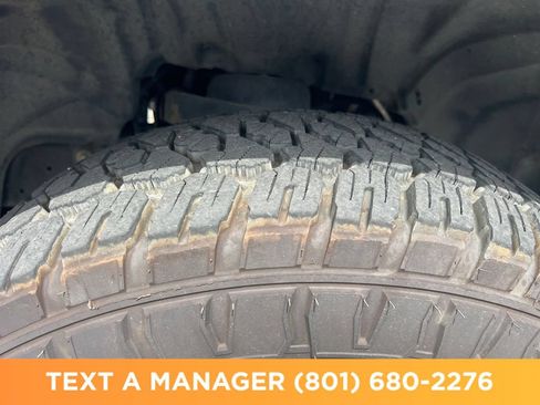 Used 2024 RAM 1500 Classic SLT AWD/4WD image 10