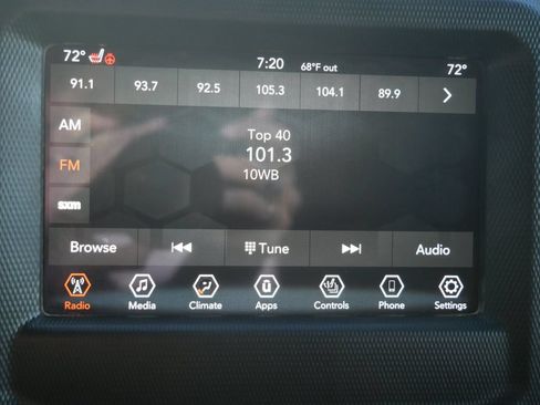 Used 2018 Jeep Wrangler Unlimited Sport S AWD/4WD image 17