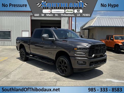Used 2026 RAM 2500 Big Horn AWD/4WD image 1