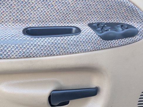 Used 1998 Dodge Ram 1500 Truck ST image 15