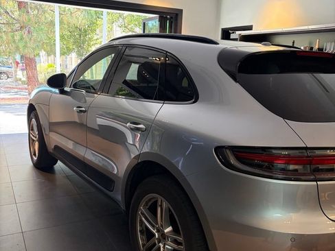 Used 2019 Porsche Macan S AWD/4WD image 3