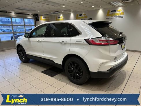 Used 2024 Ford Edge SEL image 21