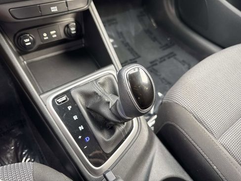 Used 2021 Hyundai Accent SE image 23