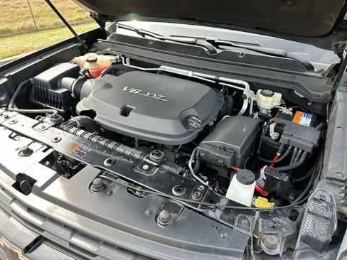 Used 2017 Chevrolet Colorado LT w/ Midnight Edition image 26